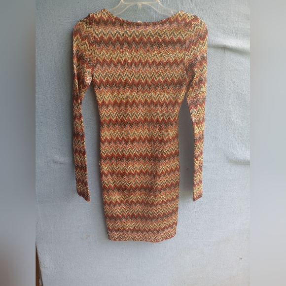 Threads For Thought Juniors Size Small Colorful Dress E2 - Picture 4 of 4